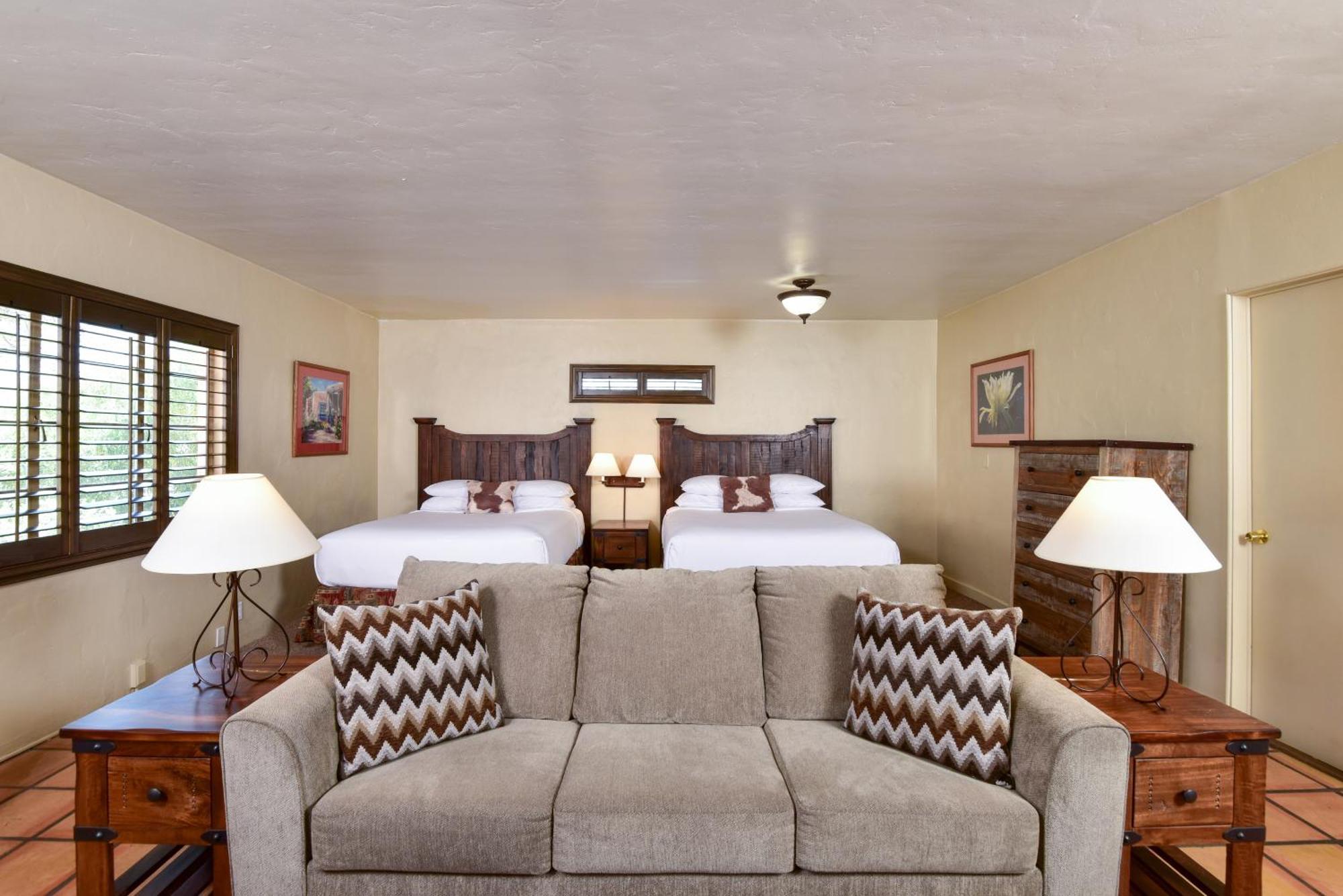 Standard Double Suite