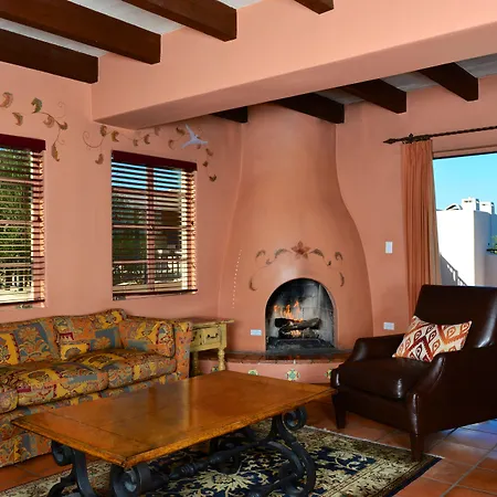 Lodge On The Desert-3